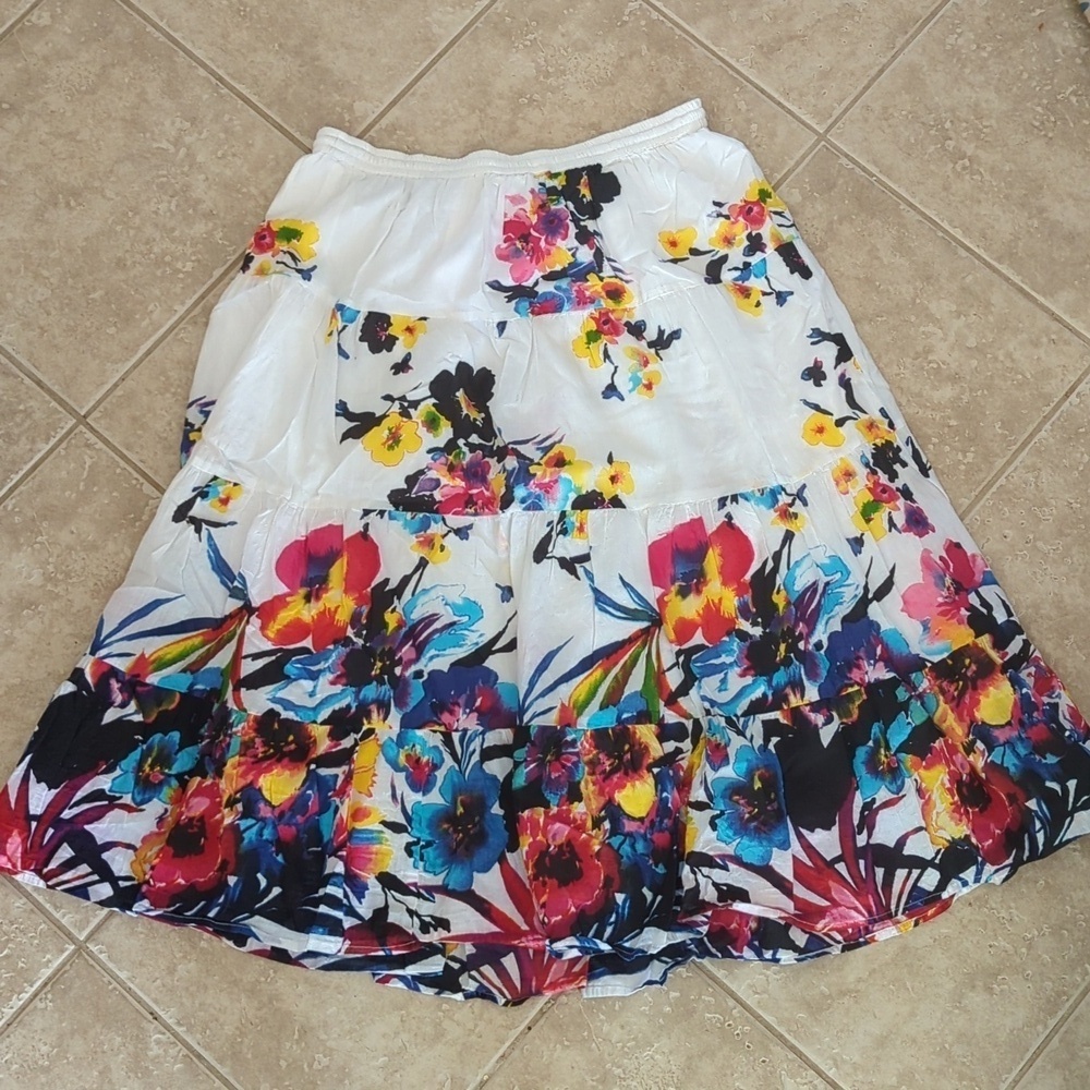 Flower Skirt - Picture 8 of 12